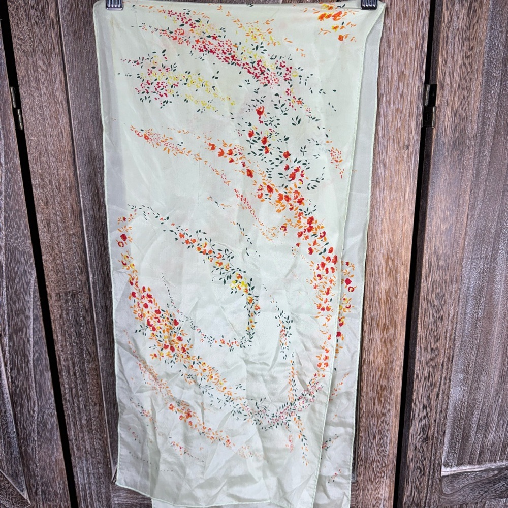 Hattie Carnegie Patterned Scarf‎
